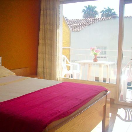 Calella De La Costa Apartment ภายนอก รูปภาพ