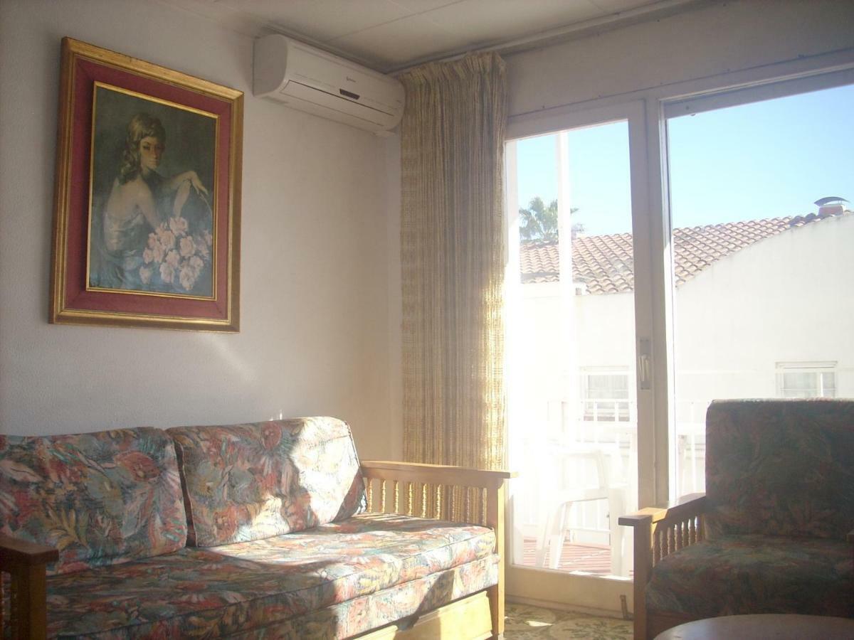 Calella De La Costa Apartment ภายนอก รูปภาพ